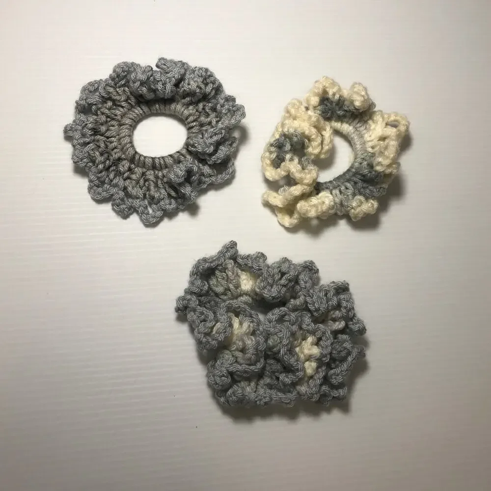 NWT Gray Cream Handmade Crocheted Hair Scrunchie Set of 3